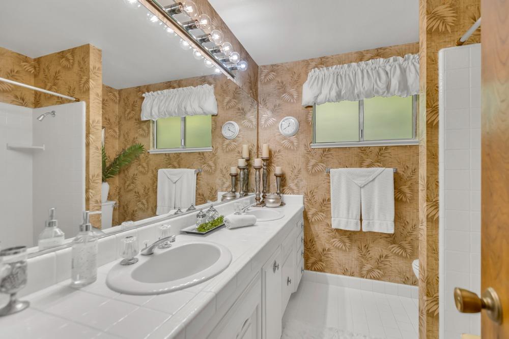 Creekside Lane, Granite Bay, California image 32