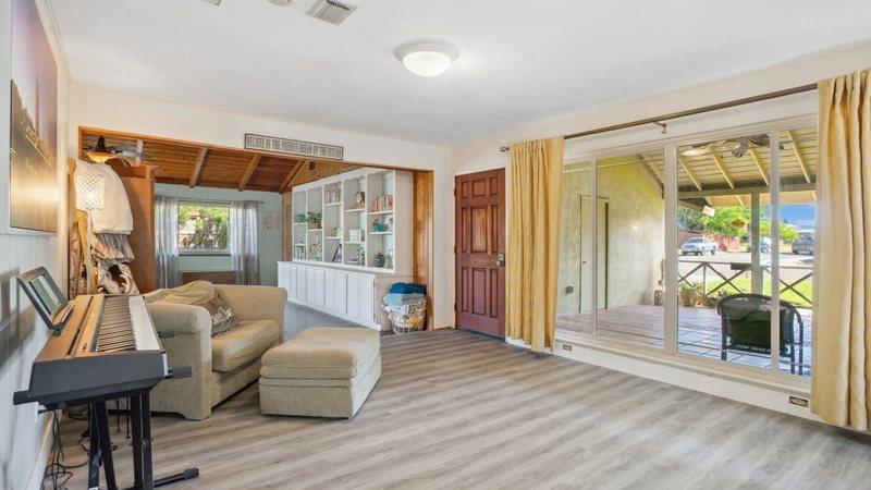 Brocade Drive, Citrus Heights, California image 5