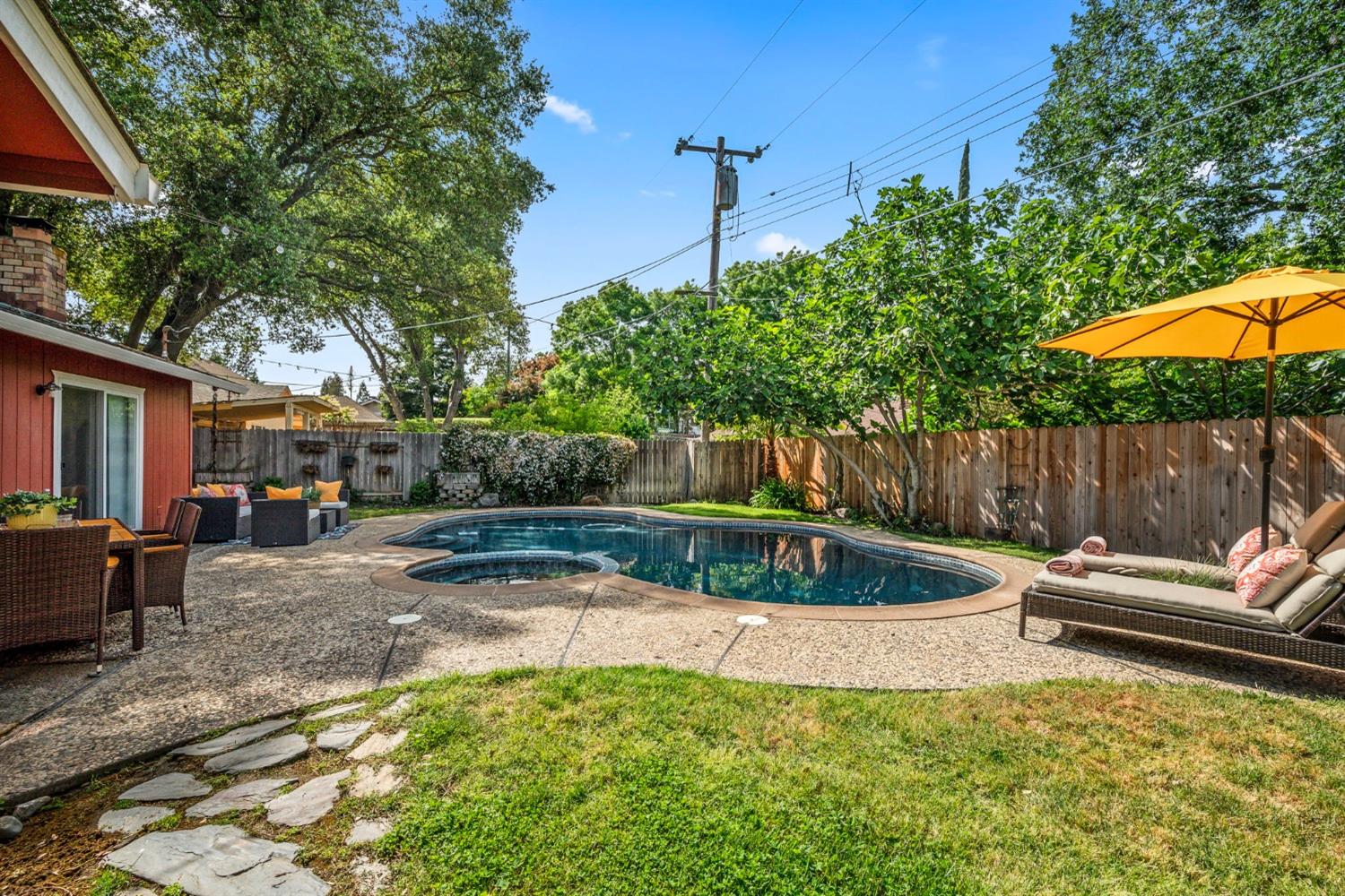 Westover Court, Fair Oaks, California image 34