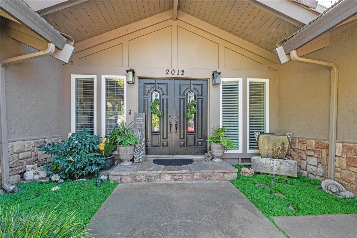 Candlewood Place, Riverbank, California image 7