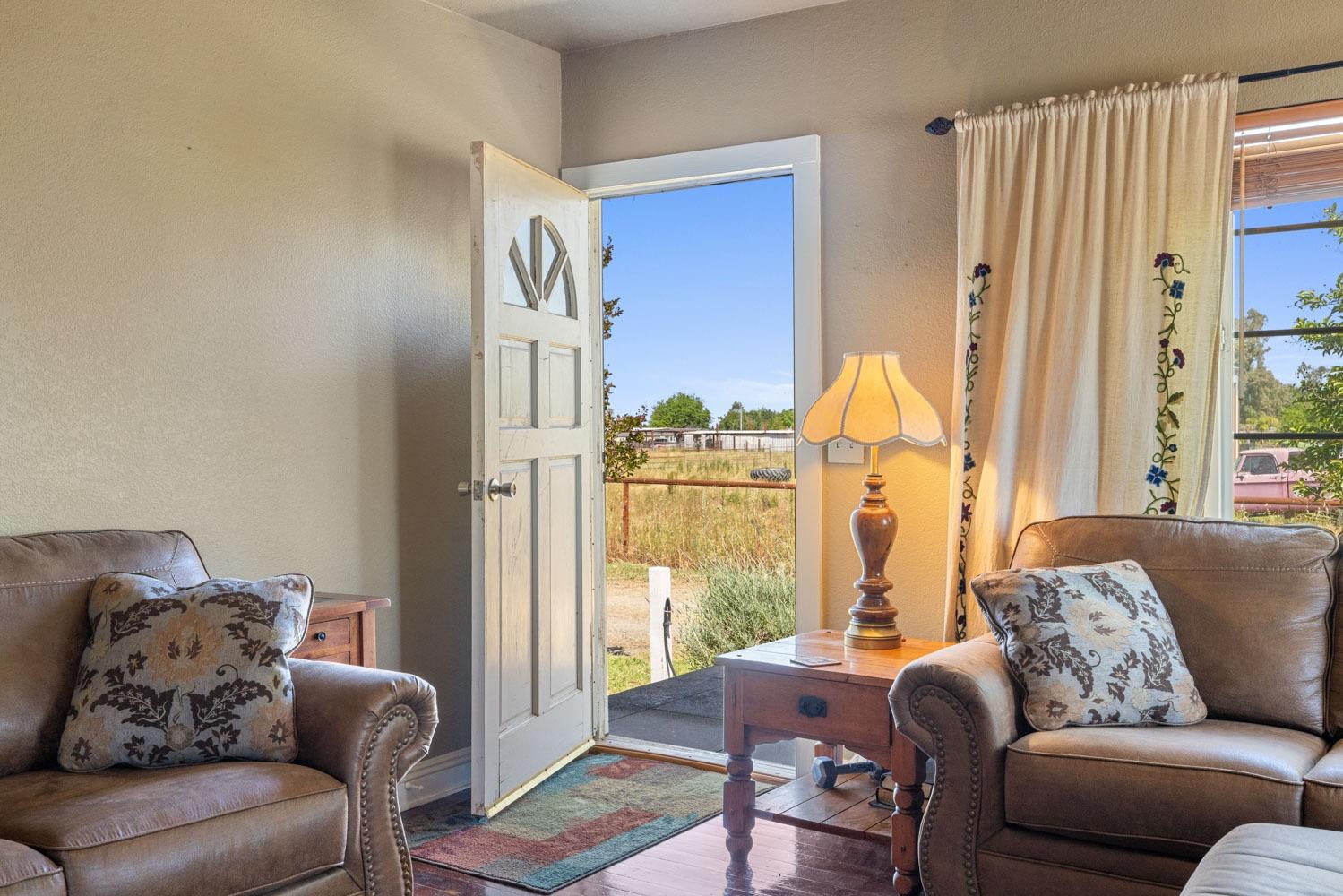 N Graham Road, Acampo, California image 9