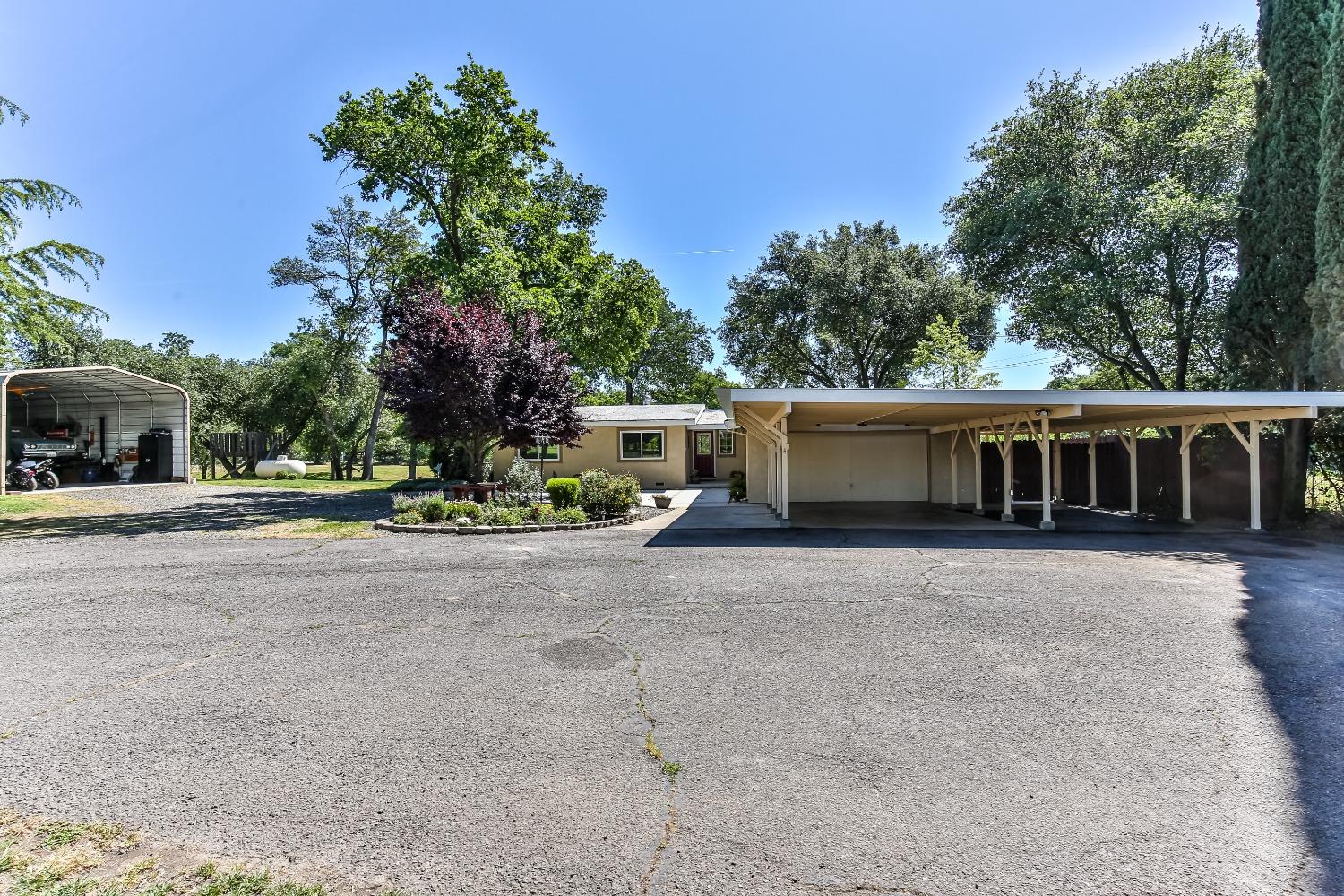 Dias Lane, Loomis, California image 15
