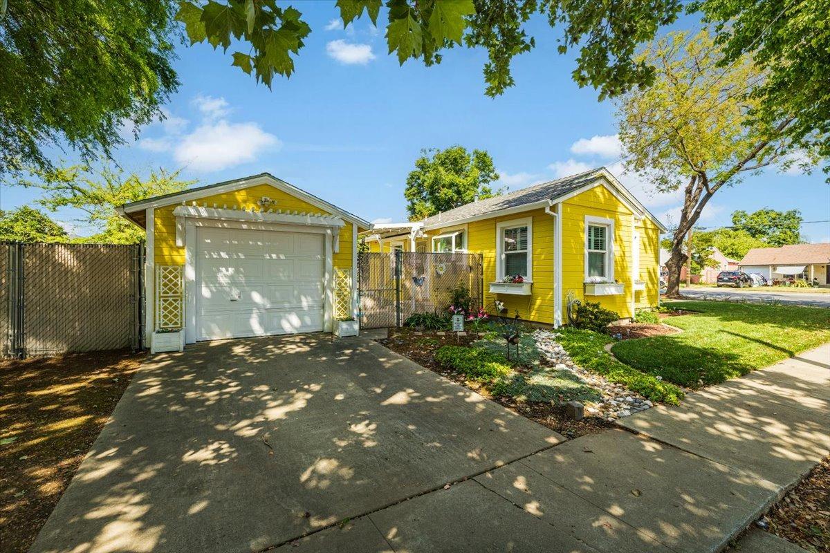 E 12th Street, Marysville, California image 3