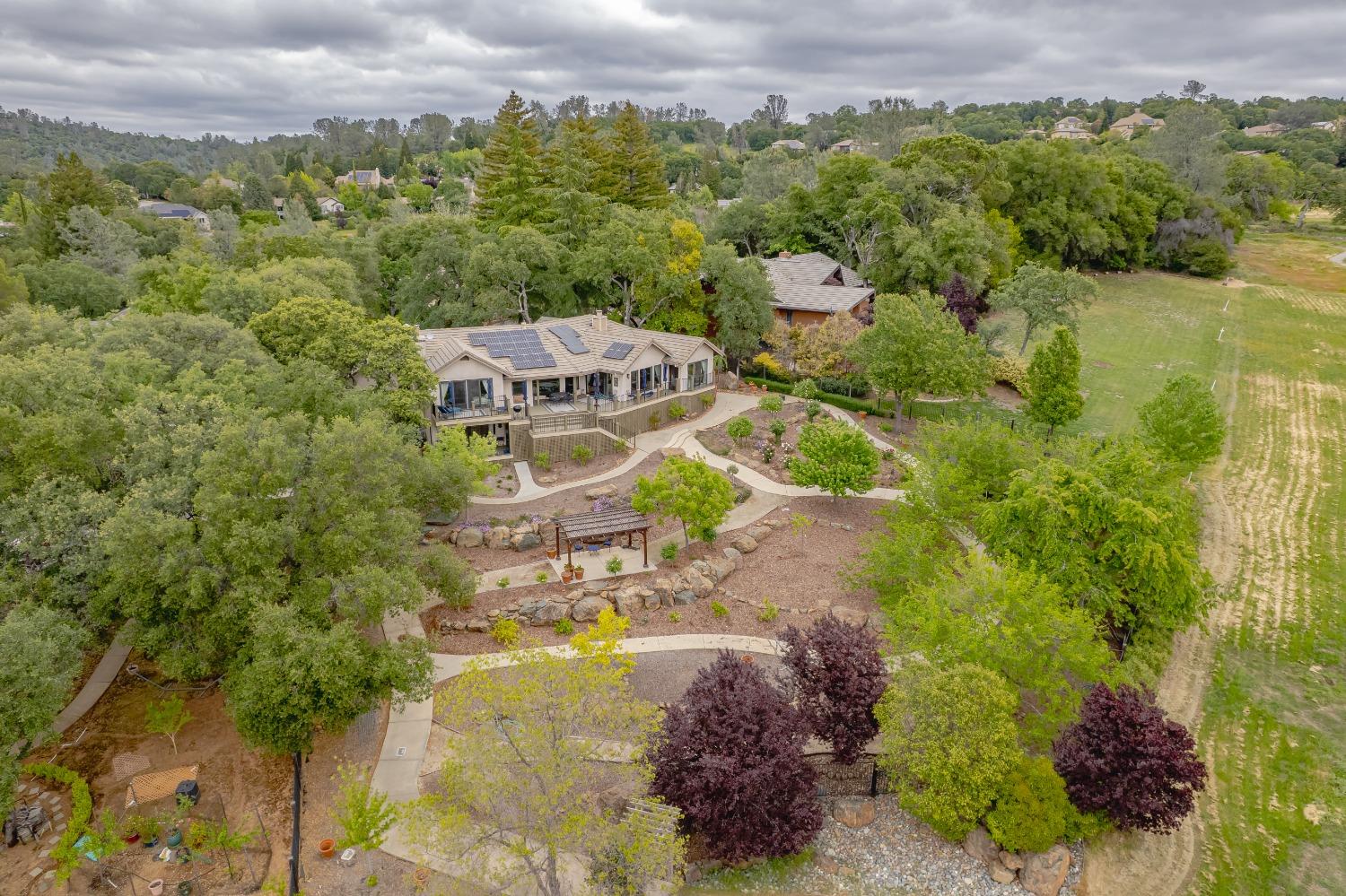 Fairway Court, Auburn, California image 37