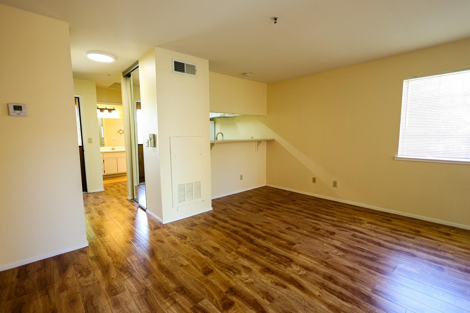 Detail Gallery Image 3 of 12 For 480 Bollinger Canyon Ln #272,  San Ramon,  CA 94582 - 1 Beds | 1 Baths