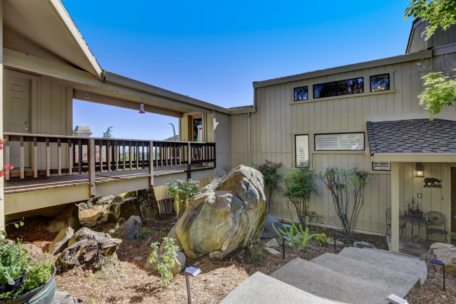 Viewridge Drive, Auburn, California image 9
