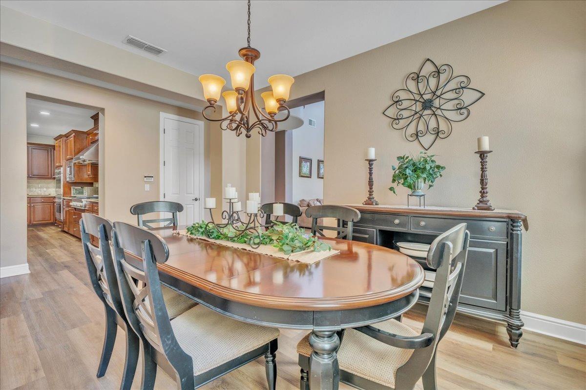 Woodgate Way, Roseville, California image 15