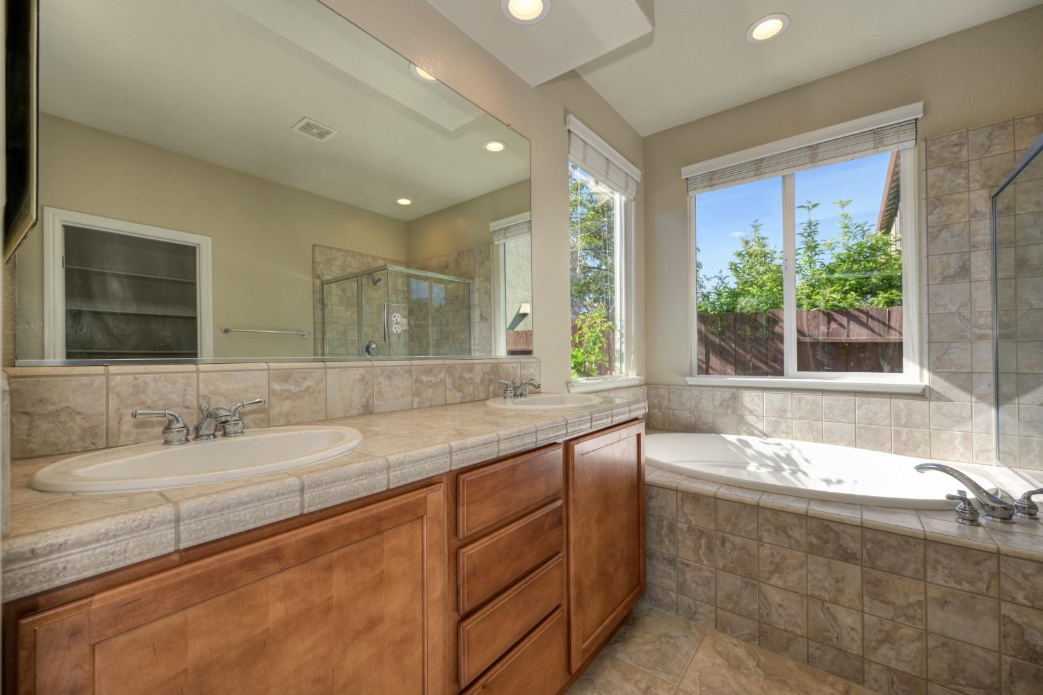 Whistlers Bend Way, El Dorado Hills, California image 16
