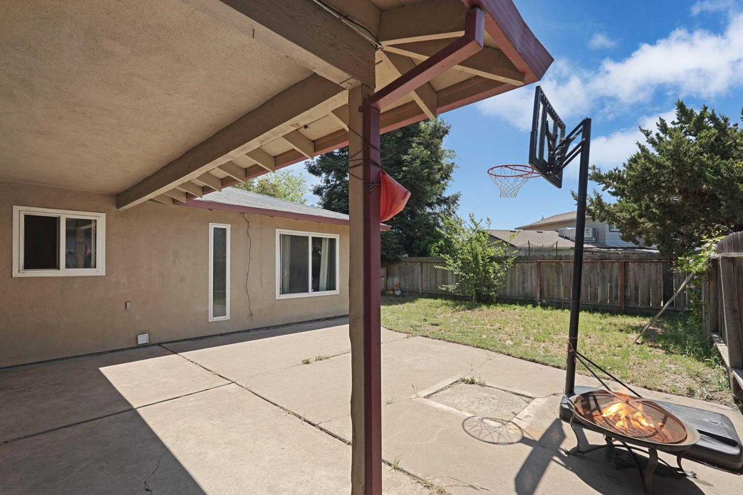 Detail Gallery Image 40 of 47 For 2572 Alexa Way, Stockton,  CA 95209 - 3 Beds | 2 Baths