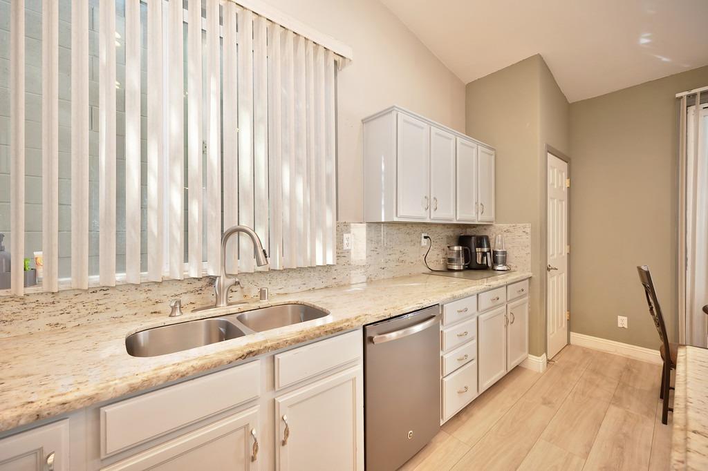 Detail Gallery Image 23 of 64 For 7805 Megan Ann Ct, Antelope,  CA 95843 - 2 Beds | 2 Baths