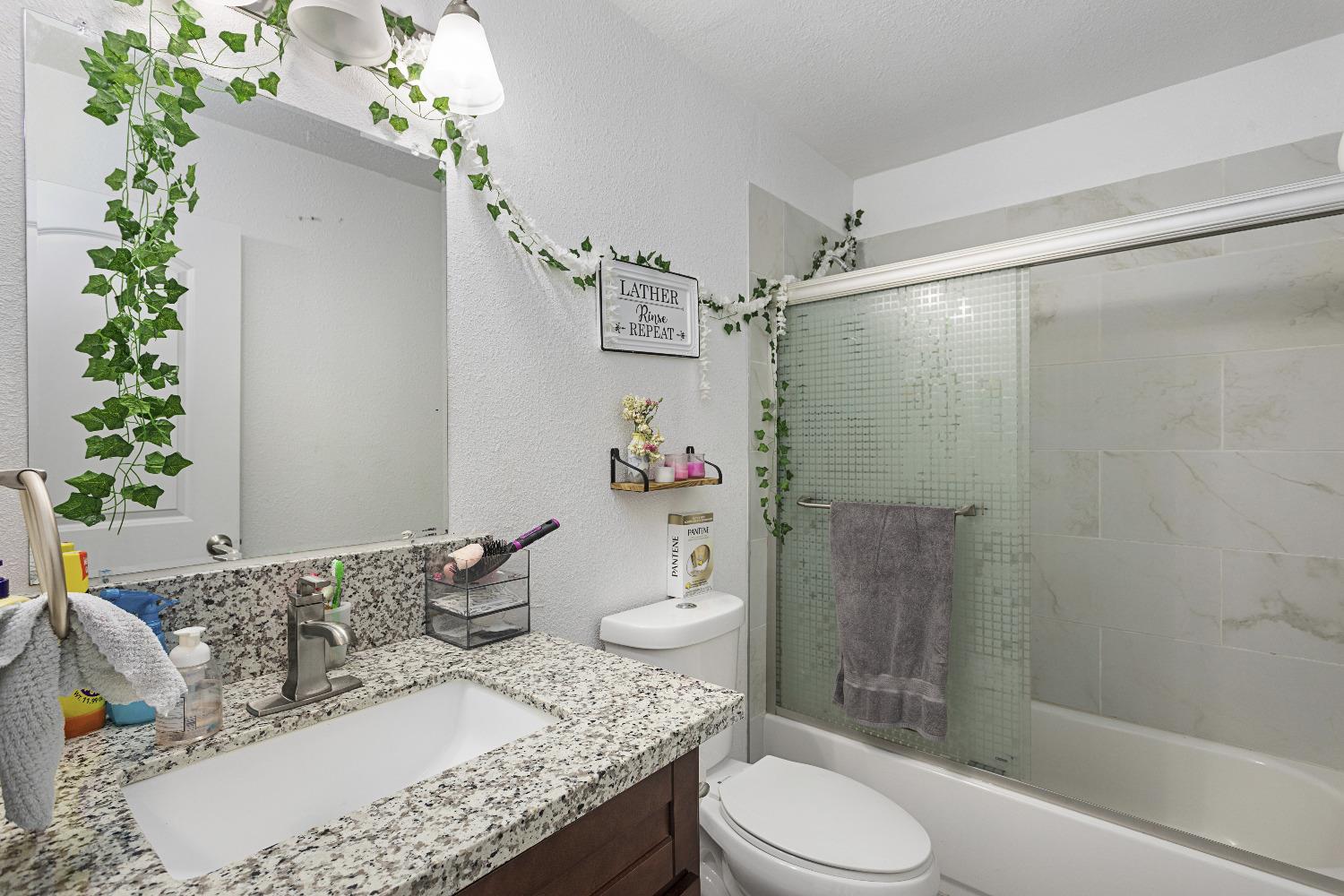 Detail Gallery Image 26 of 30 For 9722 Dublin Ct, Stockton,  CA 95209 - 3 Beds | 2/1 Baths