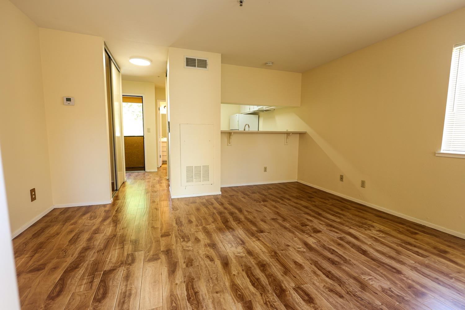 Detail Gallery Image 2 of 12 For 480 Bollinger Canyon Ln #272,  San Ramon,  CA 94582 - 1 Beds | 1 Baths