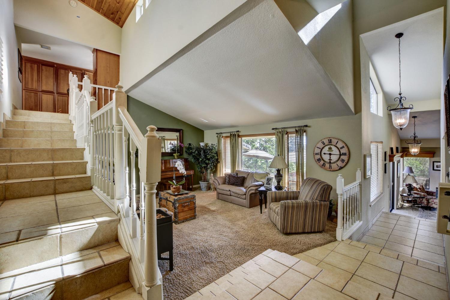Viewridge Drive, Auburn, California image 12