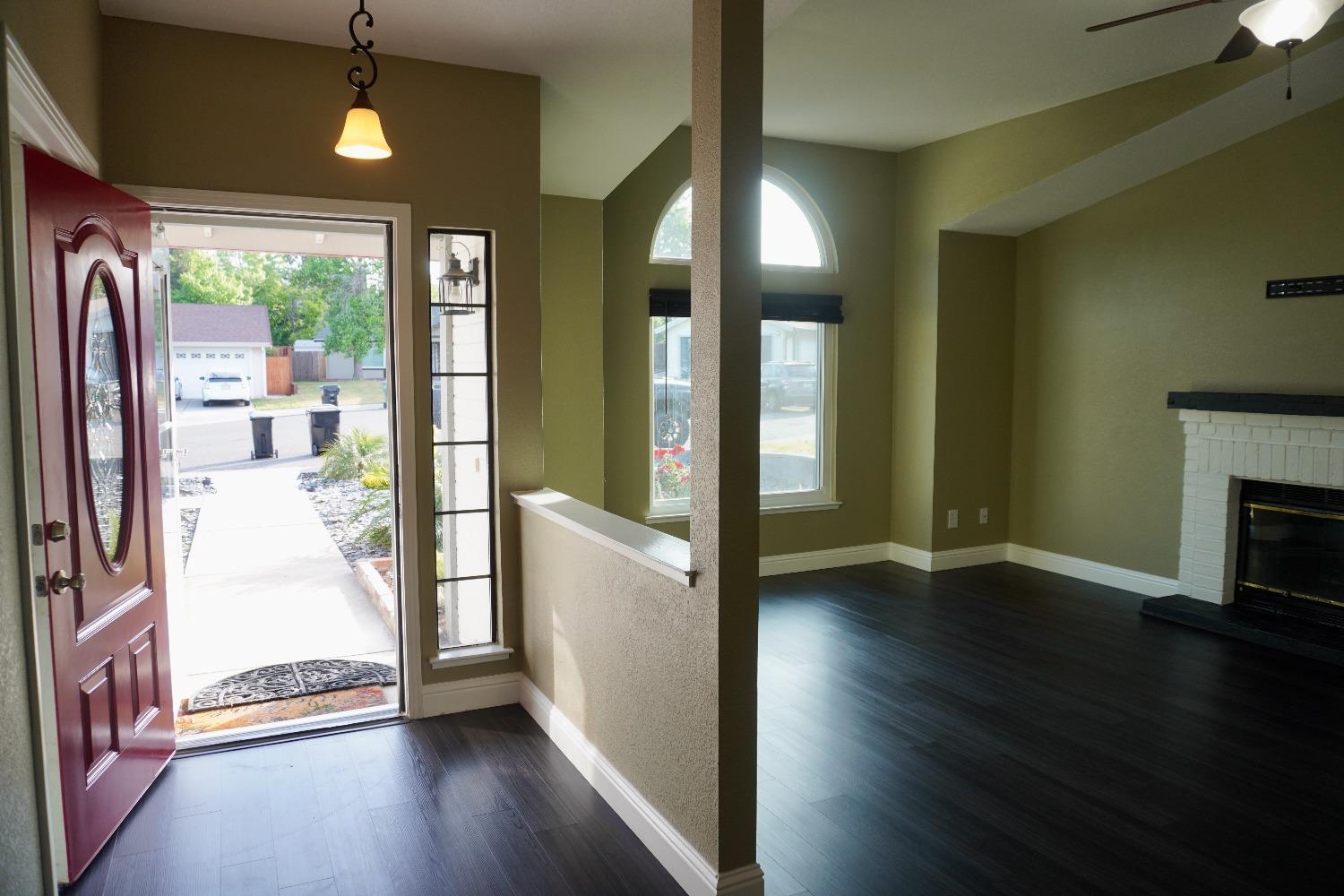 property-img