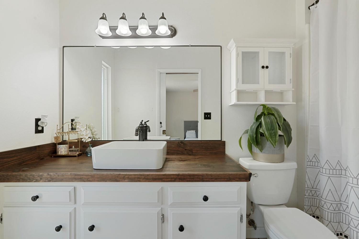 Detail Gallery Image 34 of 47 For 2572 Alexa Way, Stockton,  CA 95209 - 3 Beds | 2 Baths