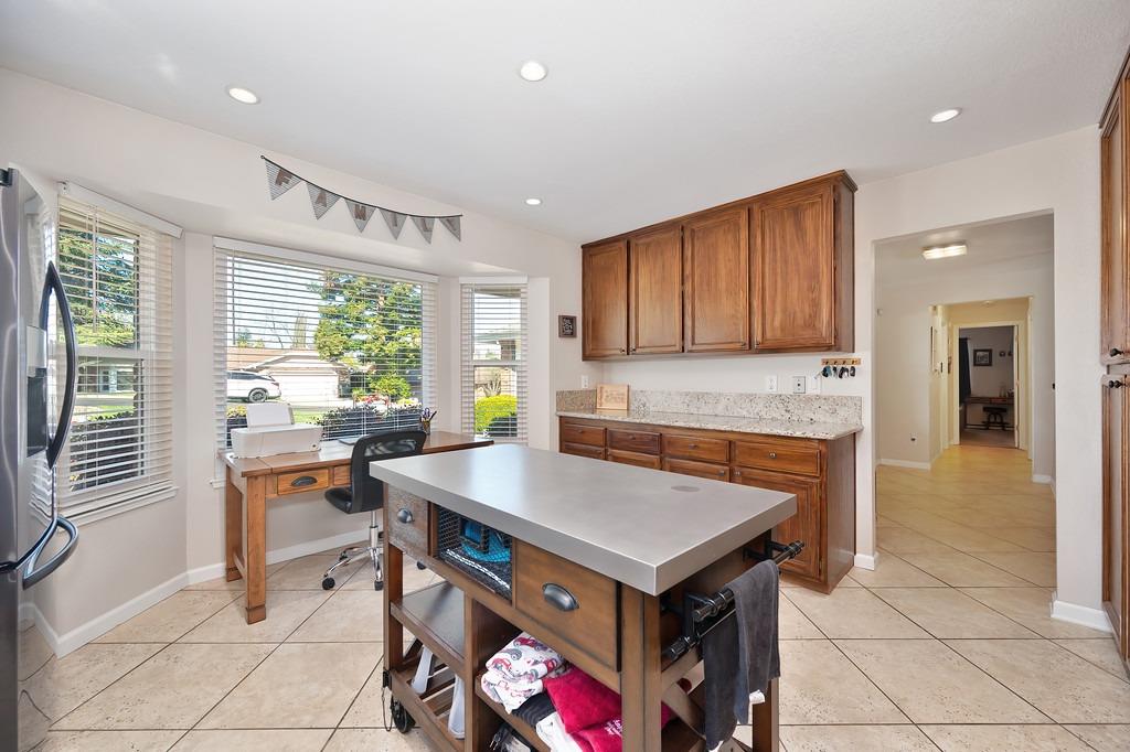 Glacier Drive, Rocklin, California image 18