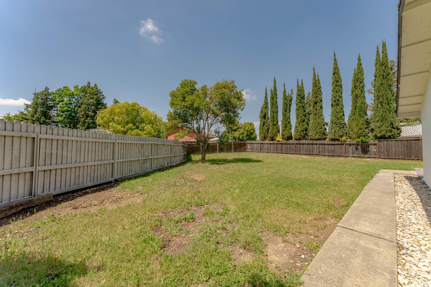 Detail Gallery Image 35 of 39 For 6865 Escallonia Dr, Orangevale,  CA 95662 - 3 Beds | 3 Baths