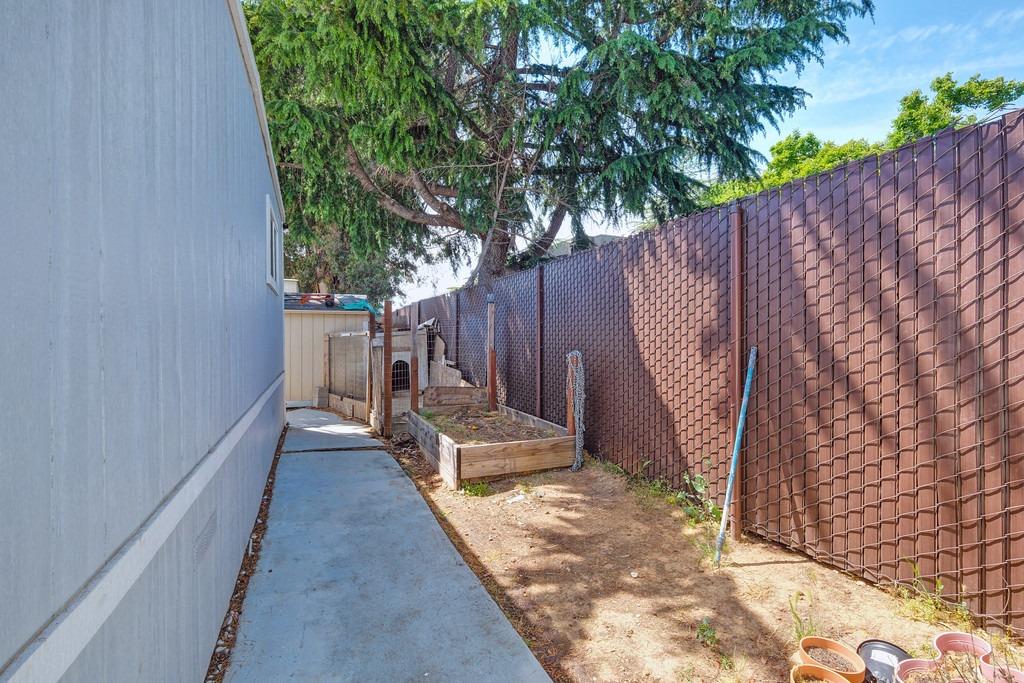 Detail Gallery Image 33 of 41 For 6025 Dias Ave 183, Sacramento,  CA 95824 - 2 Beds | 2 Baths