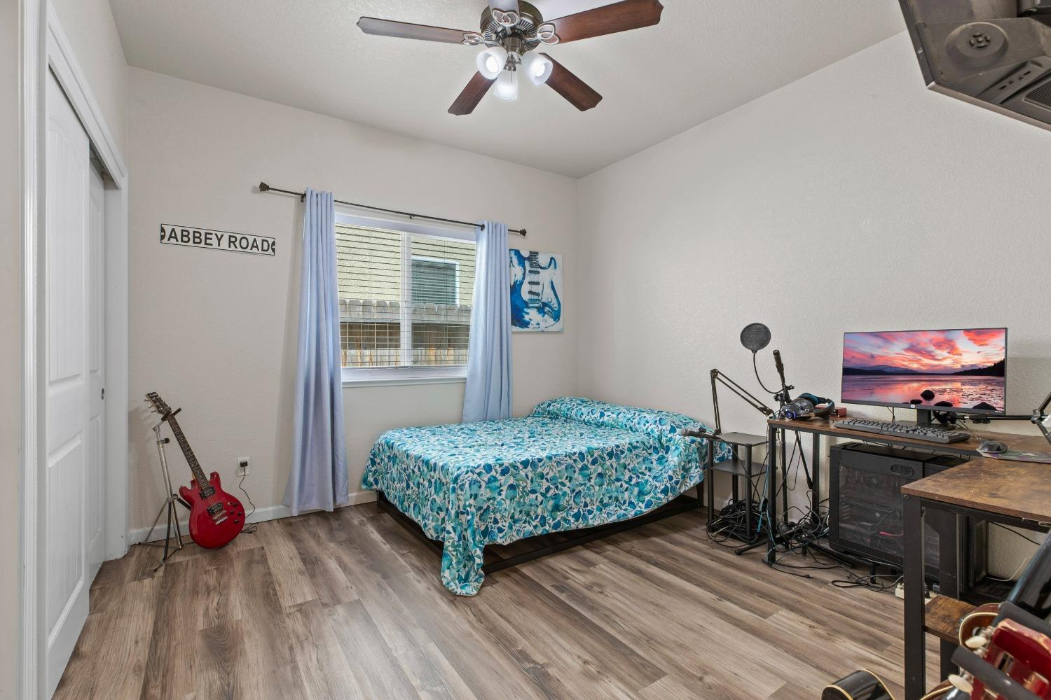 La Sierra Street, Merced, California image 15