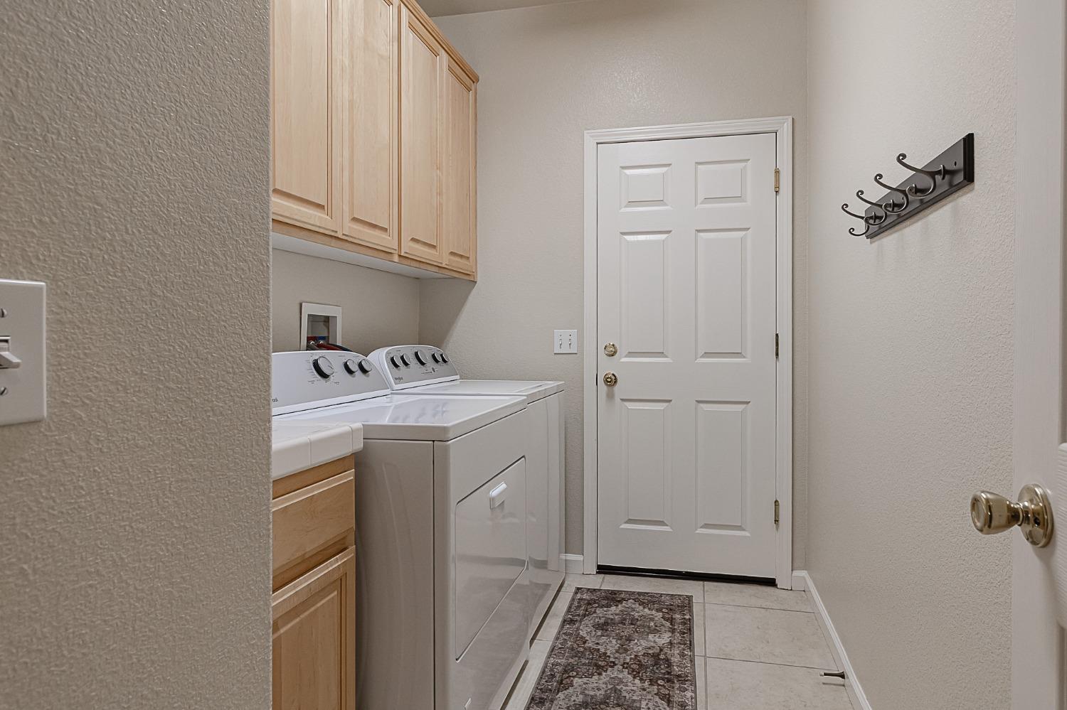 Detail Gallery Image 10 of 26 For 5304 Homewood Way, Riverbank,  CA 95367 - 3 Beds | 2 Baths