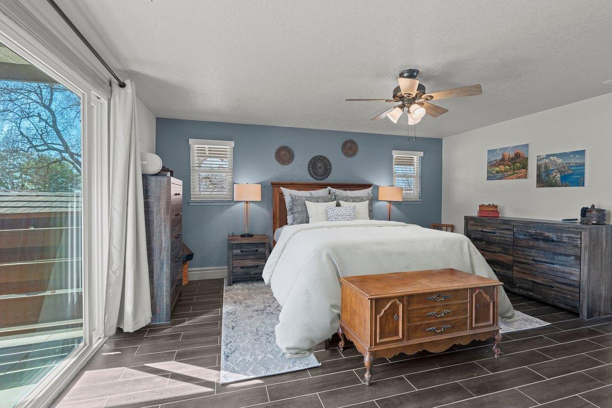 Candlewood Place, Riverbank, California image 23