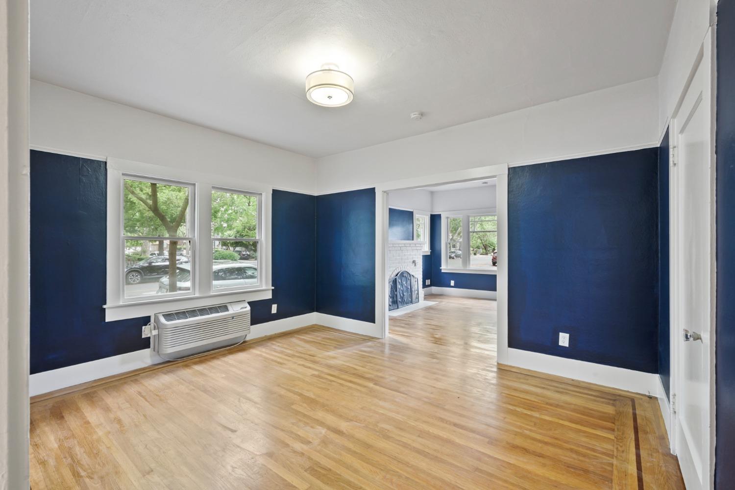 Detail Gallery Image 15 of 33 For 2400 F Street St, Sacramento,  CA 95816 - – Beds | – Baths