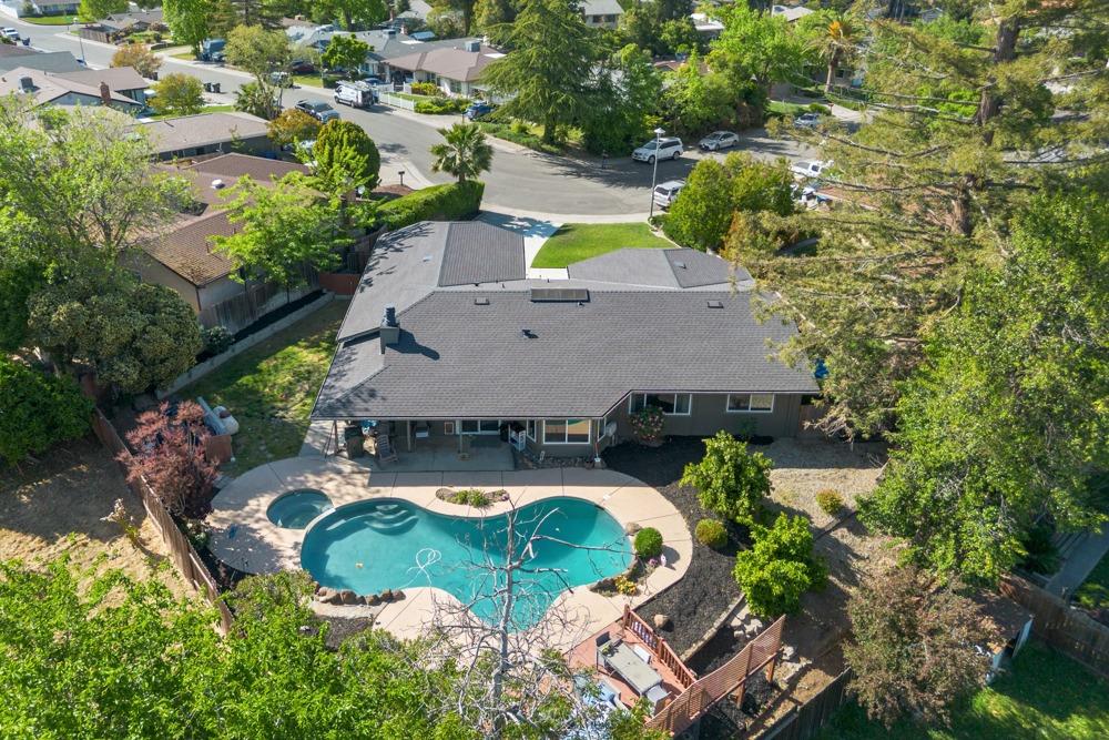 Detail Gallery Image 58 of 65 For 6972 Amberwick Way, Citrus Heights,  CA 95621 - 3 Beds | 2 Baths