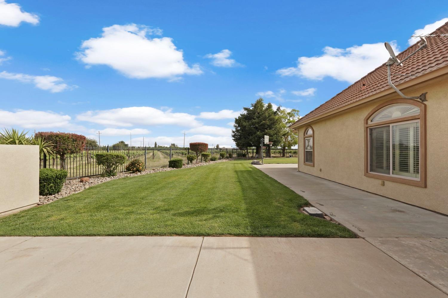Detail Gallery Image 76 of 82 For 16355 N Highway 88, Lodi,  CA 95240 - 5 Beds | 4 Baths
