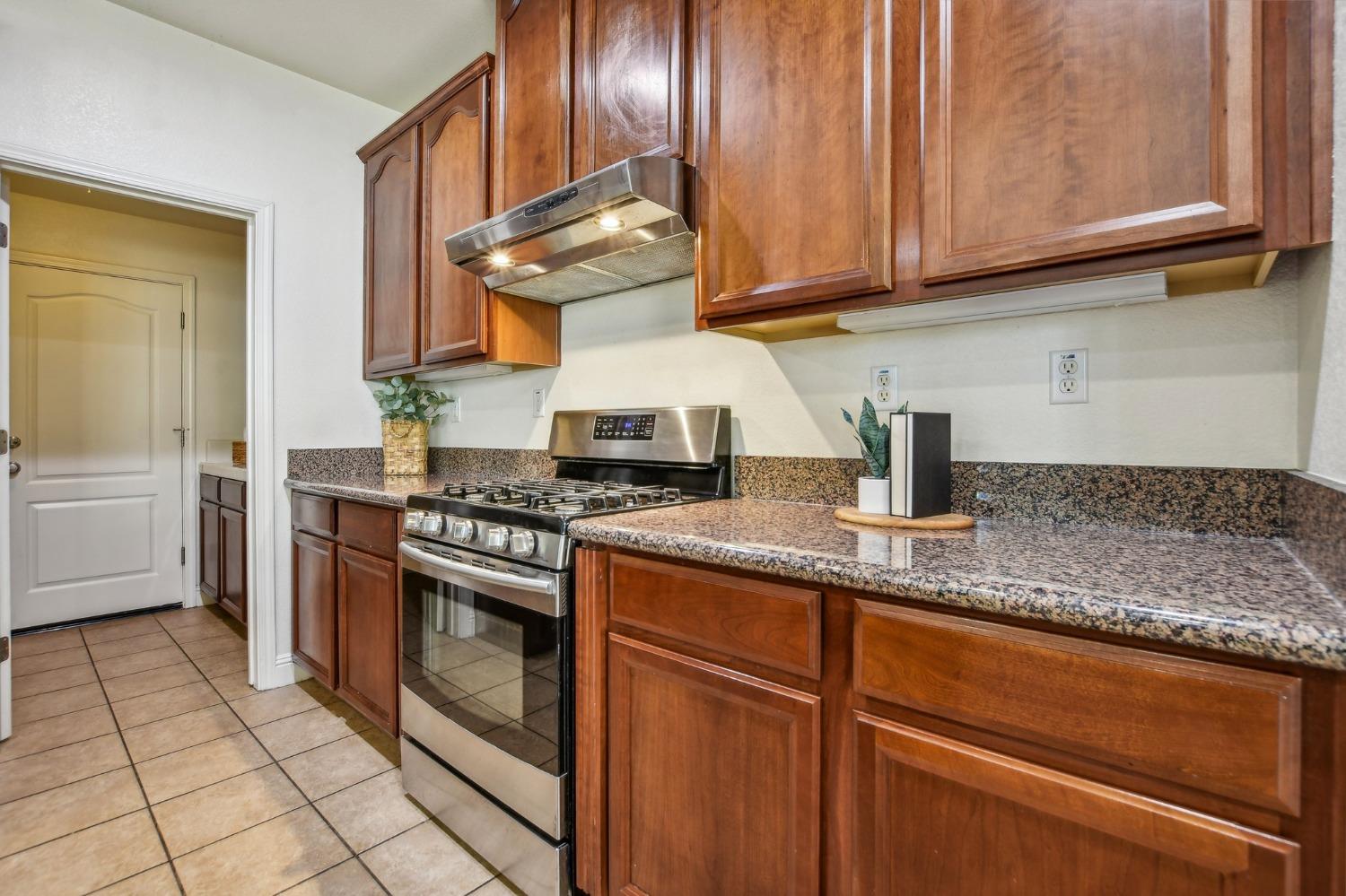 Arista Way, Rancho Cordova, California image 13