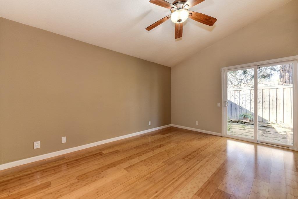 Detail Gallery Image 15 of 22 For 195 River Run Cir, Sacramento,  CA 95833 - 3 Beds | 2 Baths