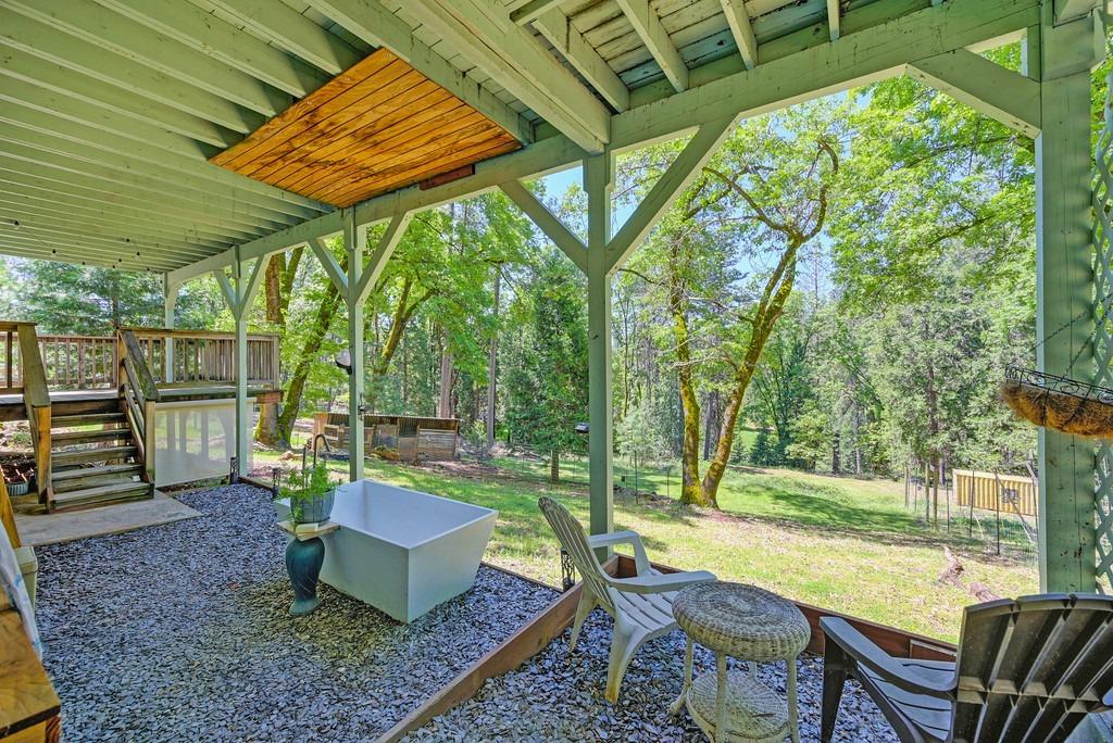 Meadow Drive, Grass Valley, California image 6