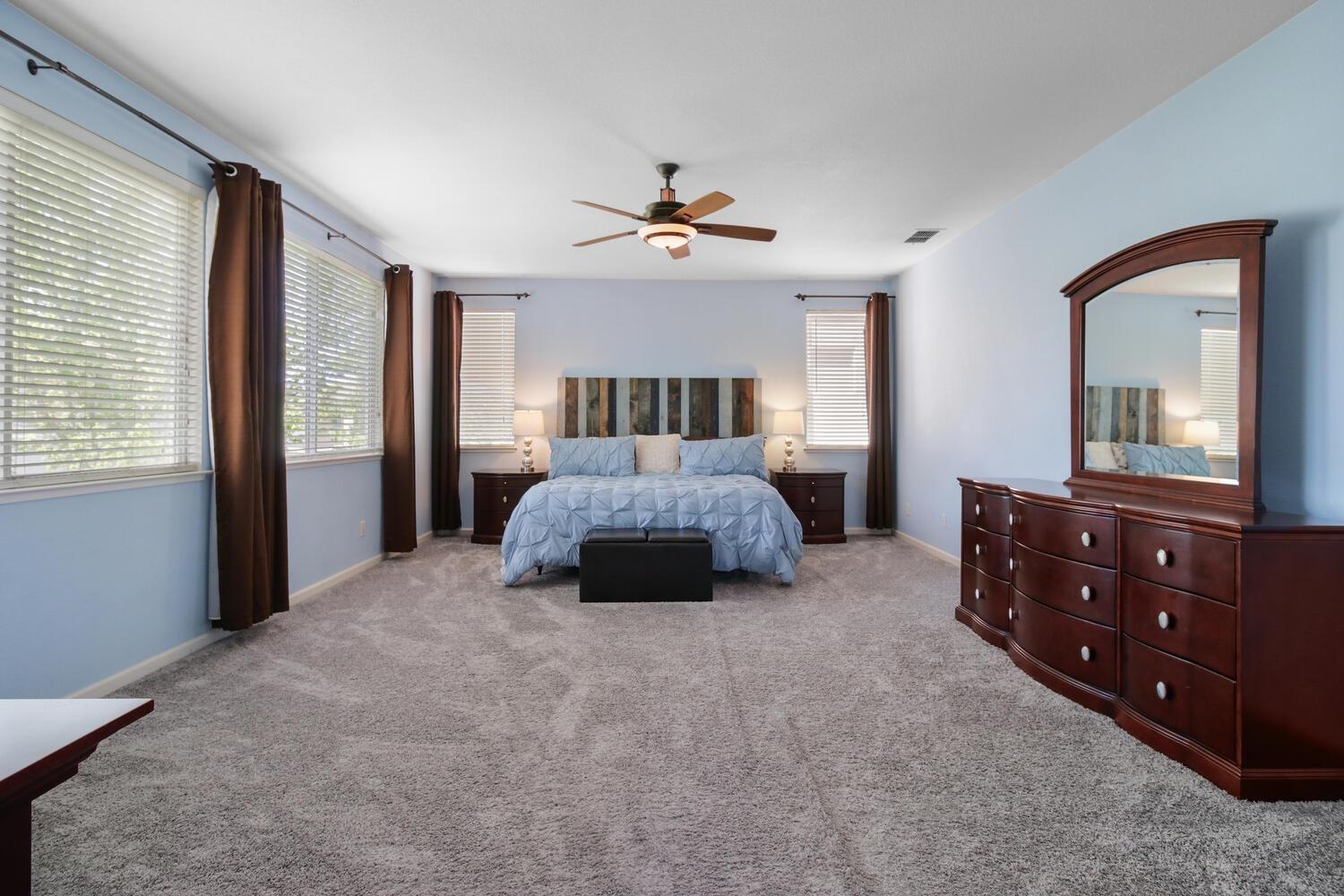 Detail Gallery Image 36 of 82 For 9736 Harrier Way, Elk Grove,  CA 95757 - 4 Beds | 3 Baths