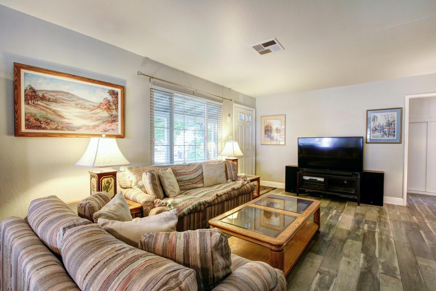 Hesket Way, Sacramento, California image 3