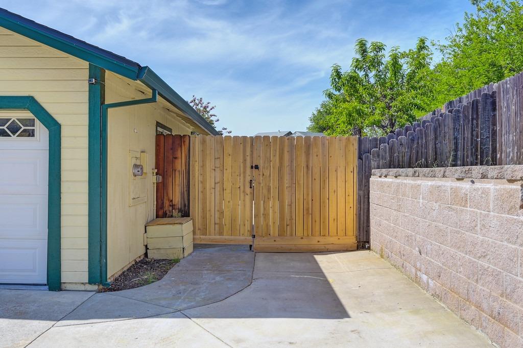 Pintail Lane, Placerville, California image 3