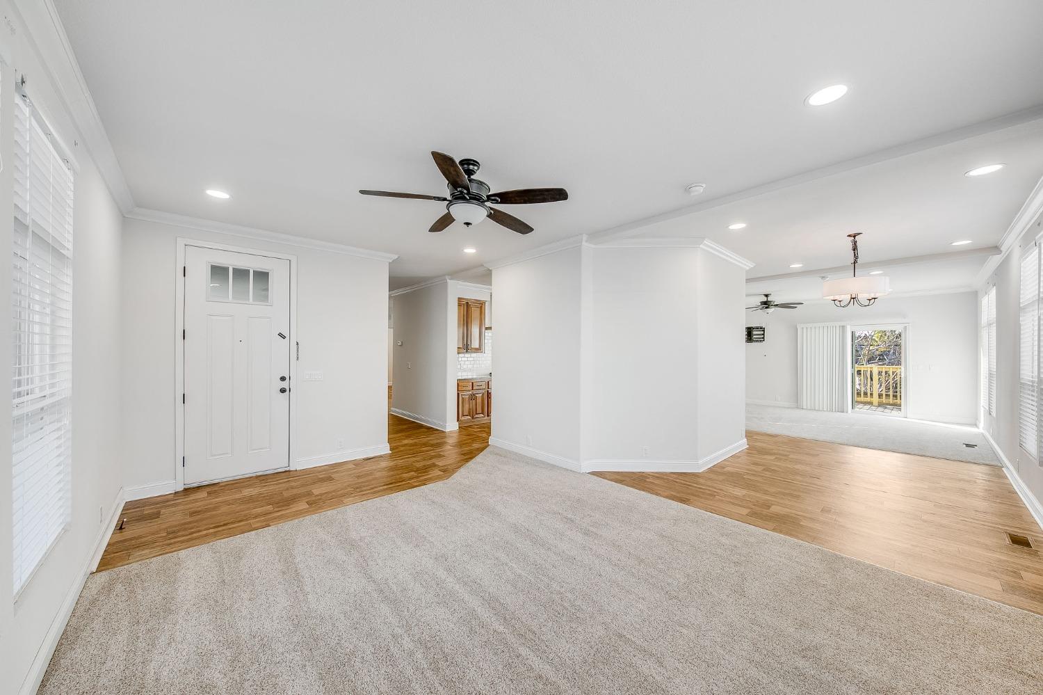 Detail Gallery Image 16 of 38 For 5505 S Grove St 318, Rocklin,  CA 95677 - 3 Beds | 2 Baths