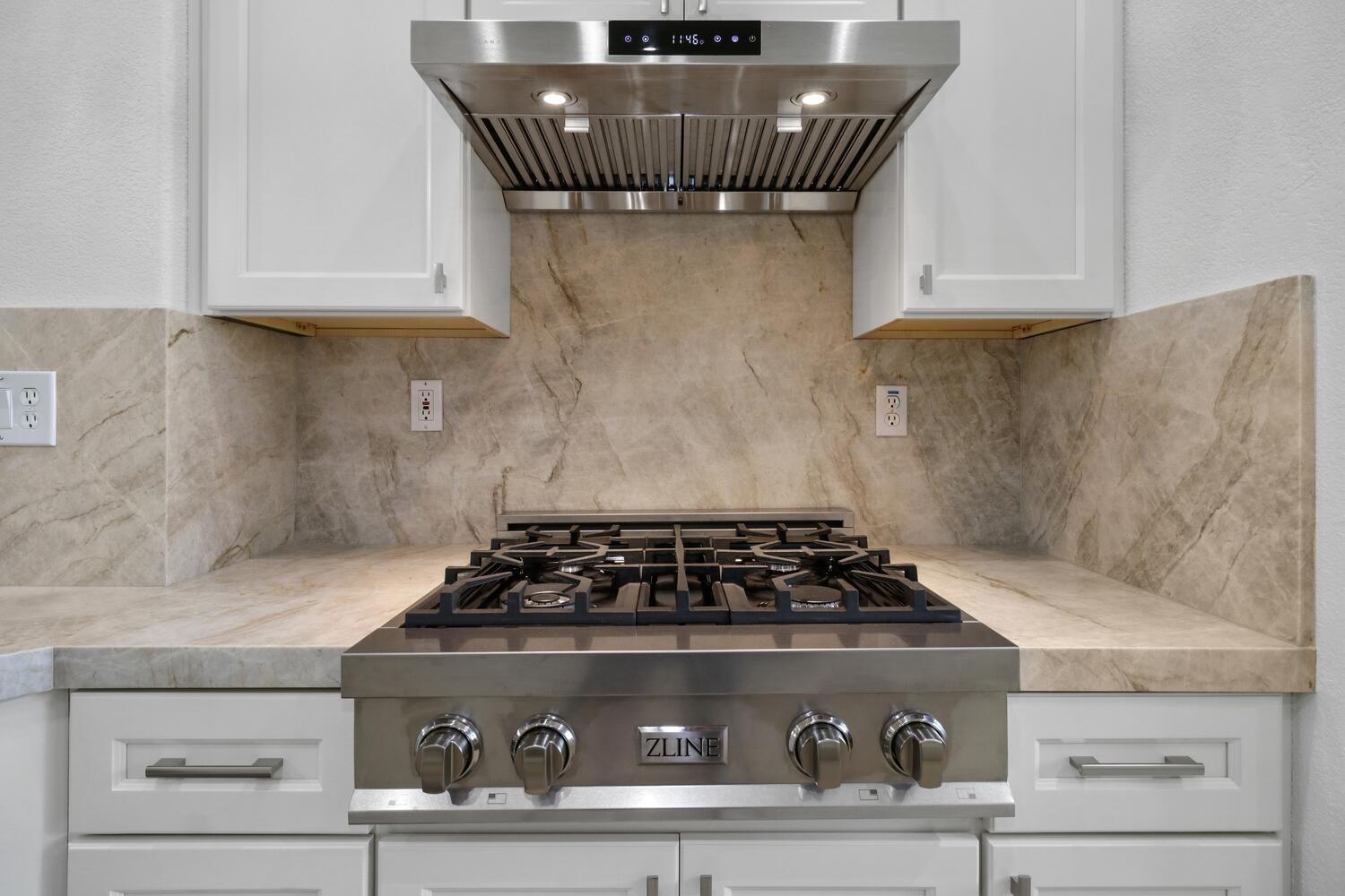 Detail Gallery Image 36 of 85 For 2500 Emerald Lake, Elk Grove,  CA 95758 - 2 Beds | 2 Baths