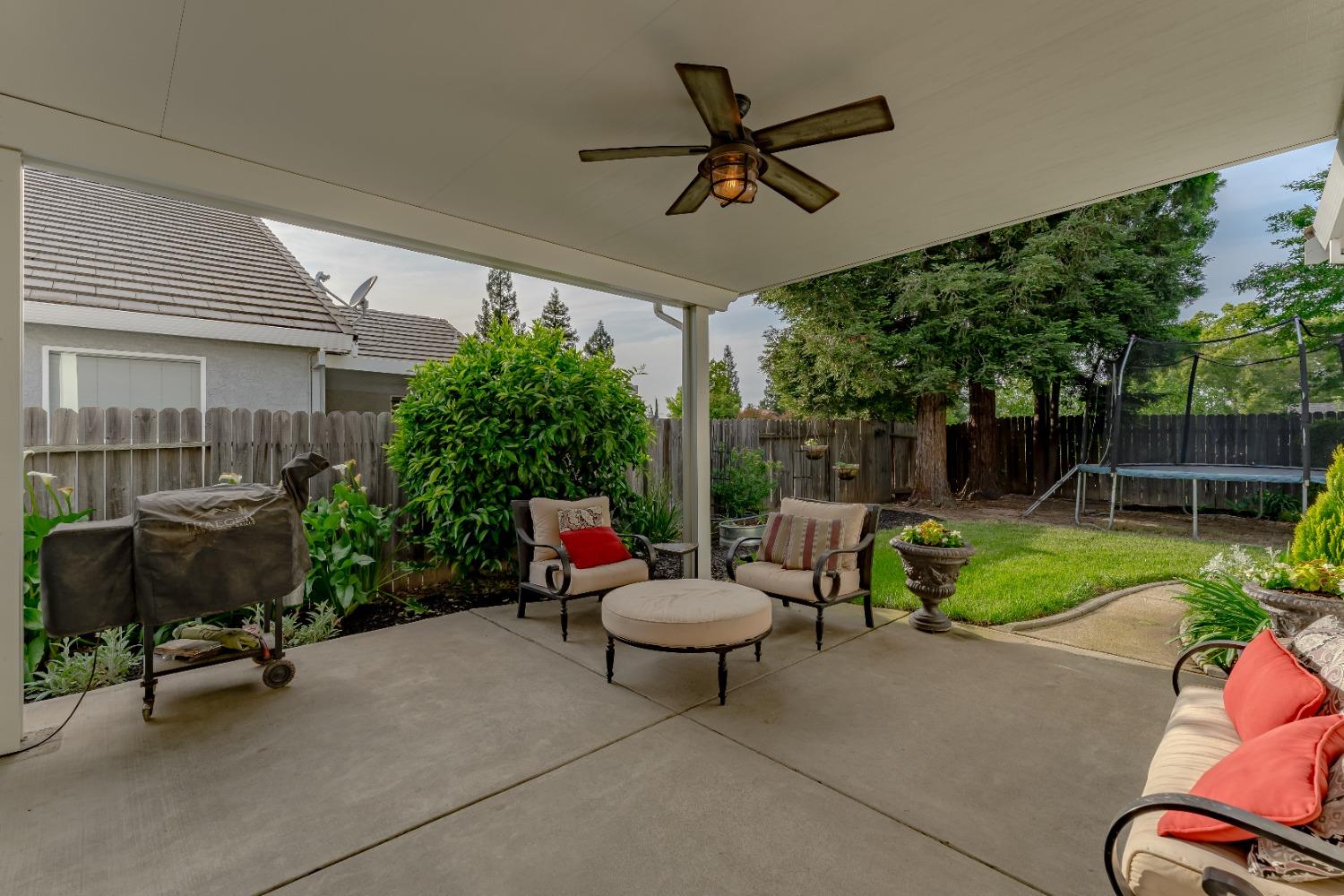 Portside Circle, Roseville, California image 19