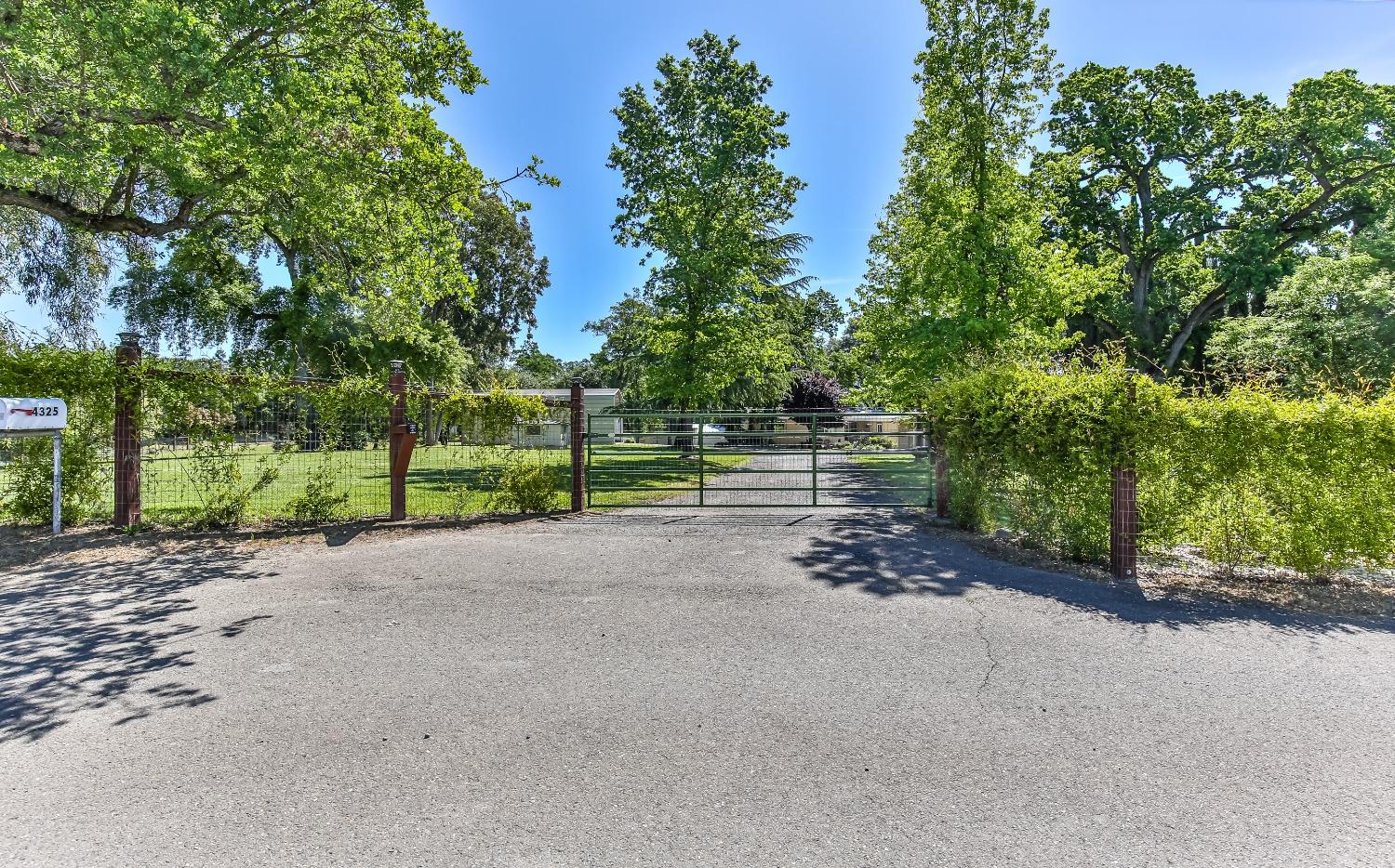 Dias Lane, Loomis, California image 1