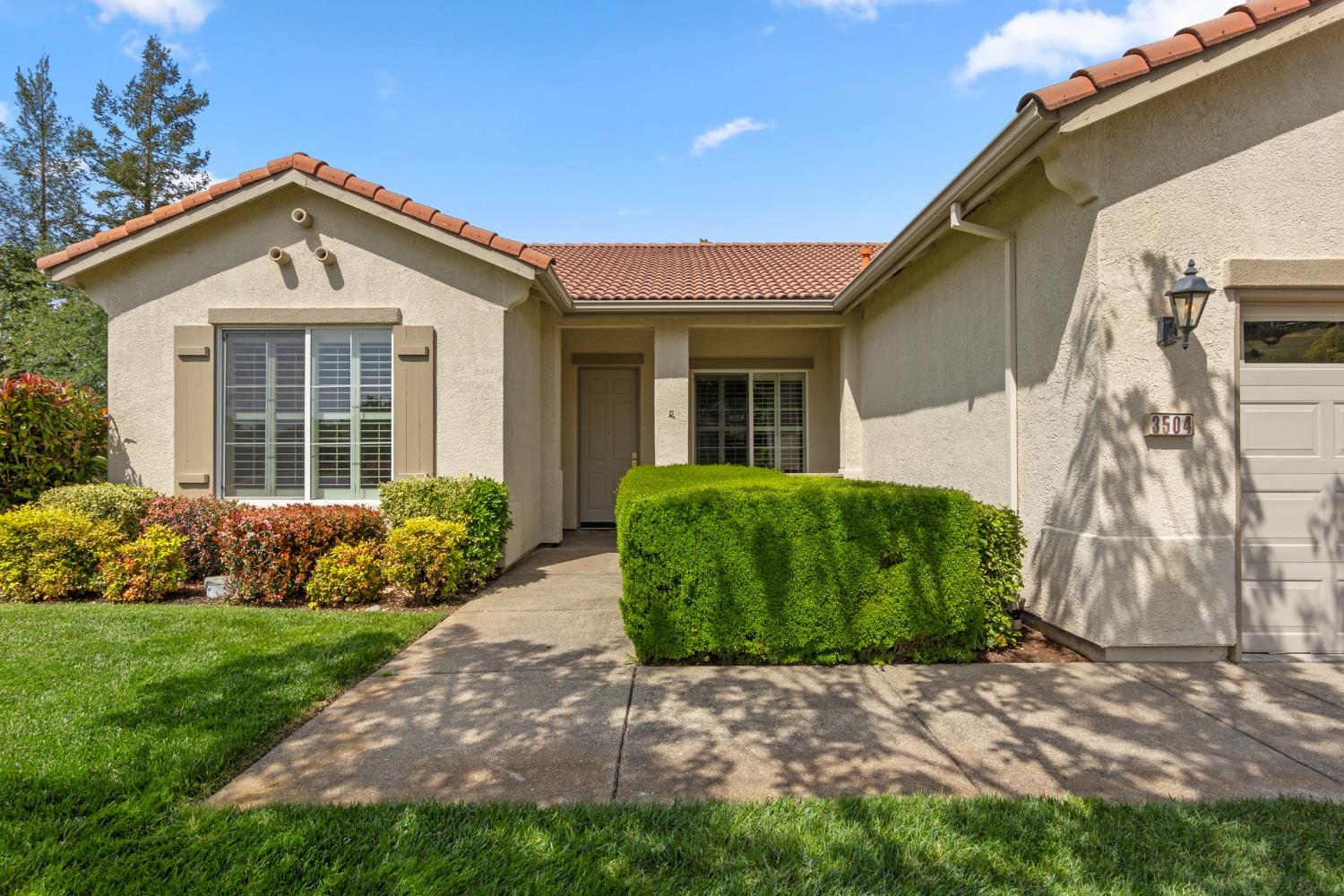 Pleasant Creek Drive, Rocklin, California image 3