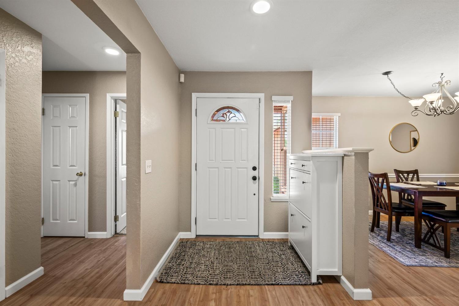 Westover Court, Fair Oaks, California image 8