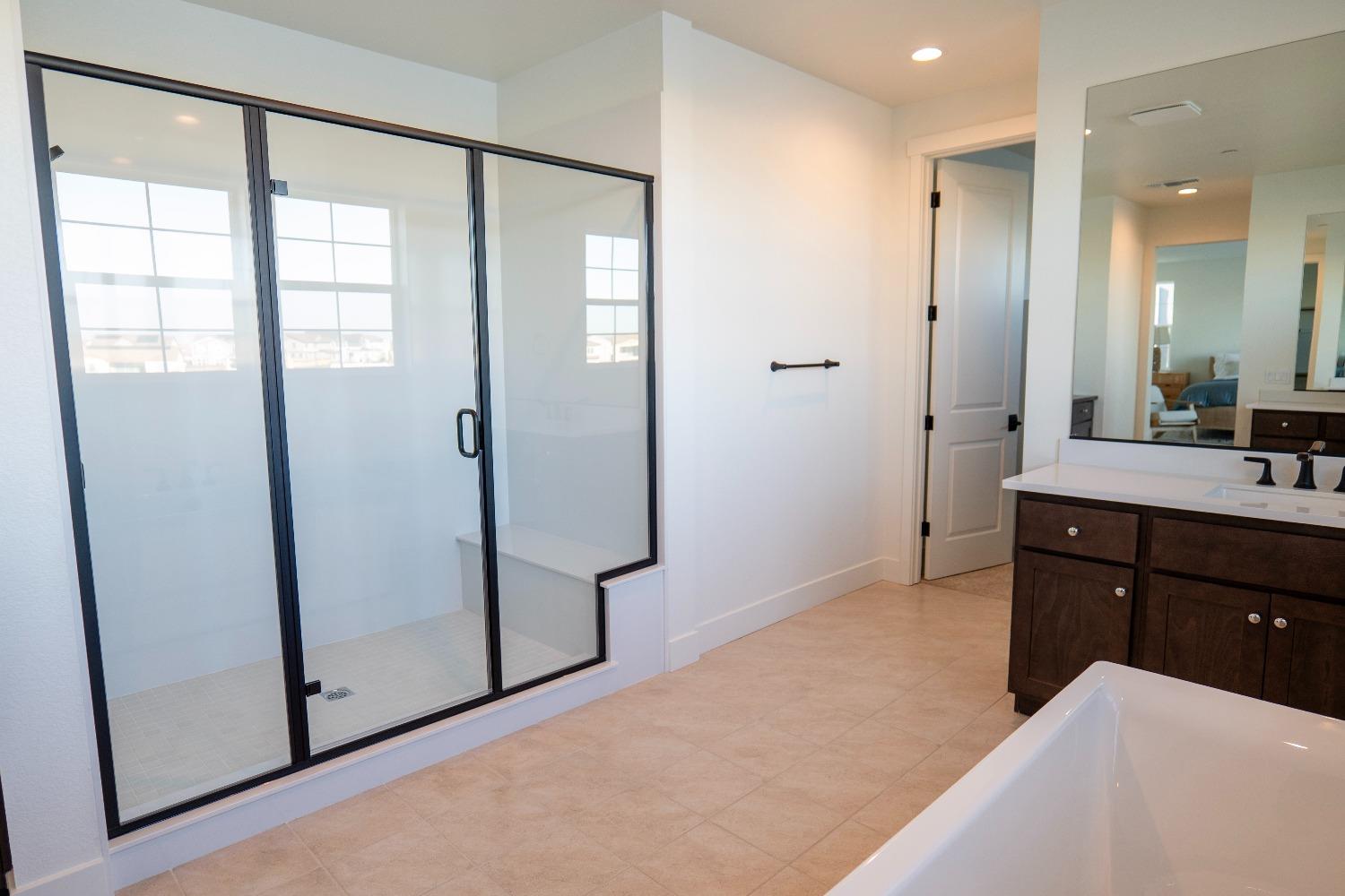 Detail Gallery Image 31 of 34 For 15912 Duggar Dr, Lathrop,  CA 95330 - 5 Beds | 4/1 Baths