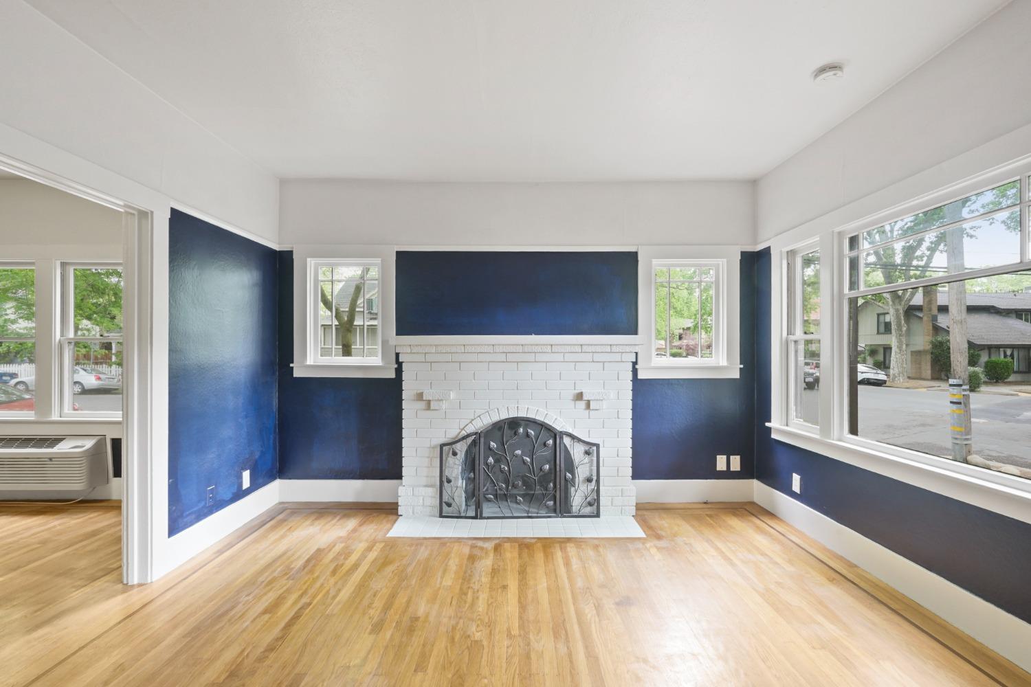 Detail Gallery Image 12 of 33 For 2400 F Street St, Sacramento,  CA 95816 - – Beds | – Baths