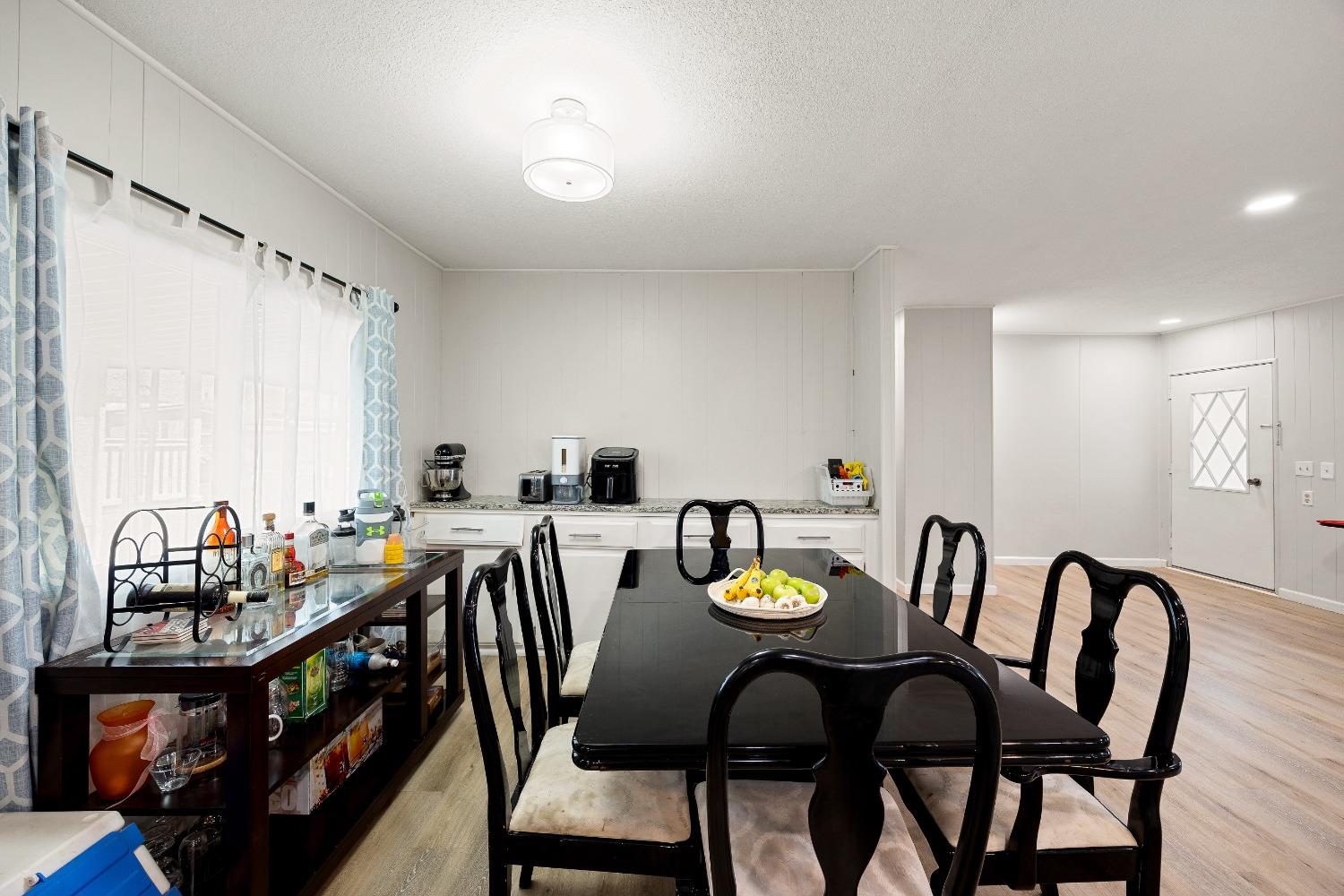 Detail Gallery Image 18 of 32 For 7305 Topanga, Sacramento,  CA 95842 - 3 Beds | 2 Baths
