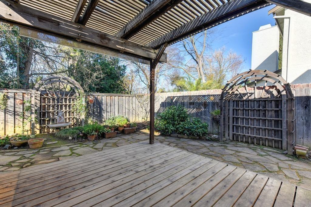 Detail Gallery Image 22 of 22 For 195 River Run Cir, Sacramento,  CA 95833 - 3 Beds | 2 Baths