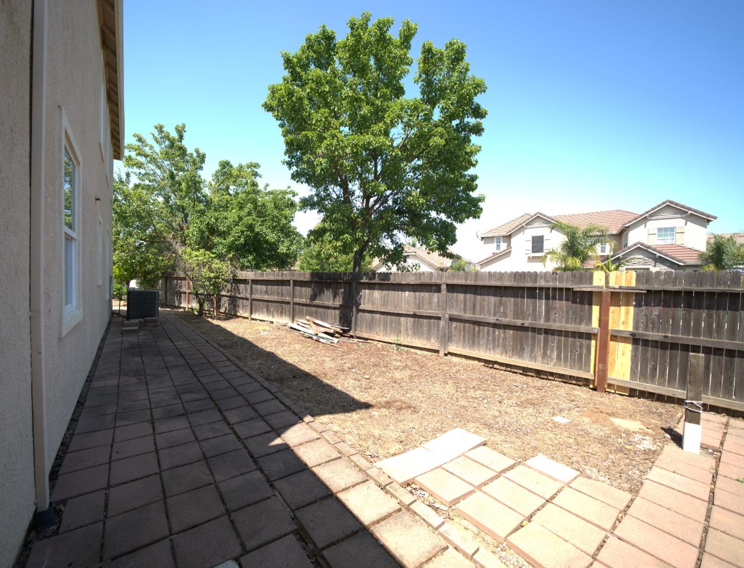 Marlaw Way, Elk Grove, California image 4
