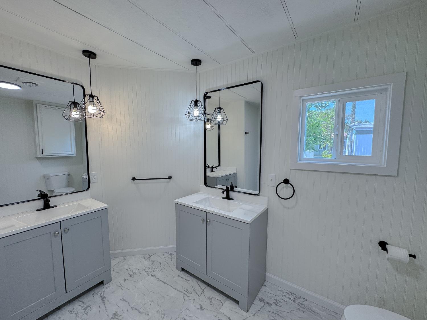 Detail Gallery Image 36 of 48 For 5836 Stonyford, Sacramento,  CA 95842 - 3 Beds | 2 Baths