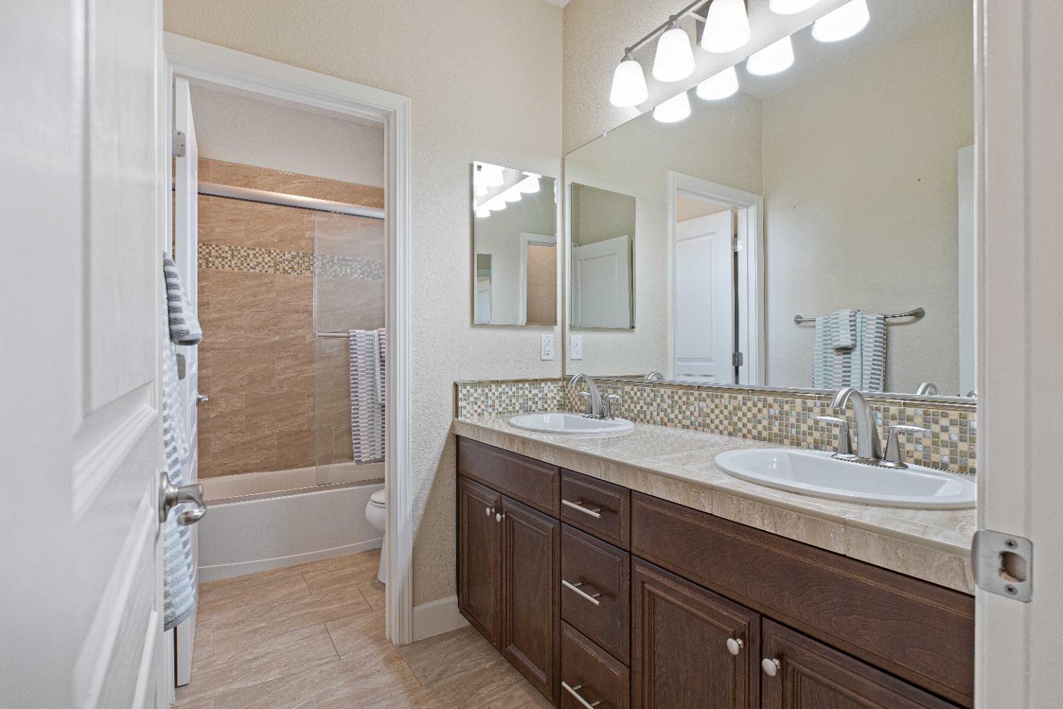 Westport Circle, Oakdale, California image 36
