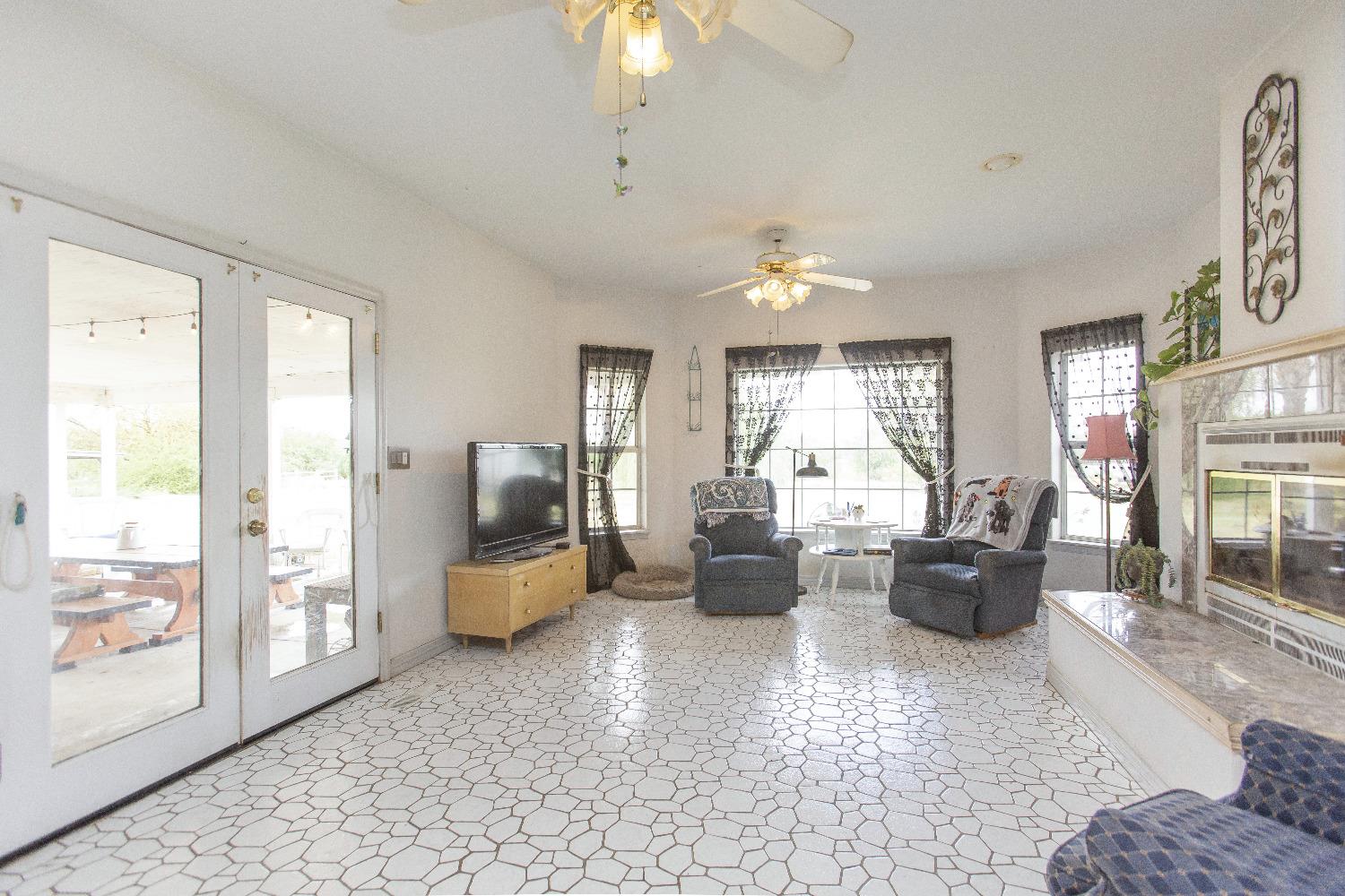 Detail Gallery Image 36 of 89 For 13247 Vineyard Road, Waterford,  CA 95386 - 5 Beds | 4 Baths
