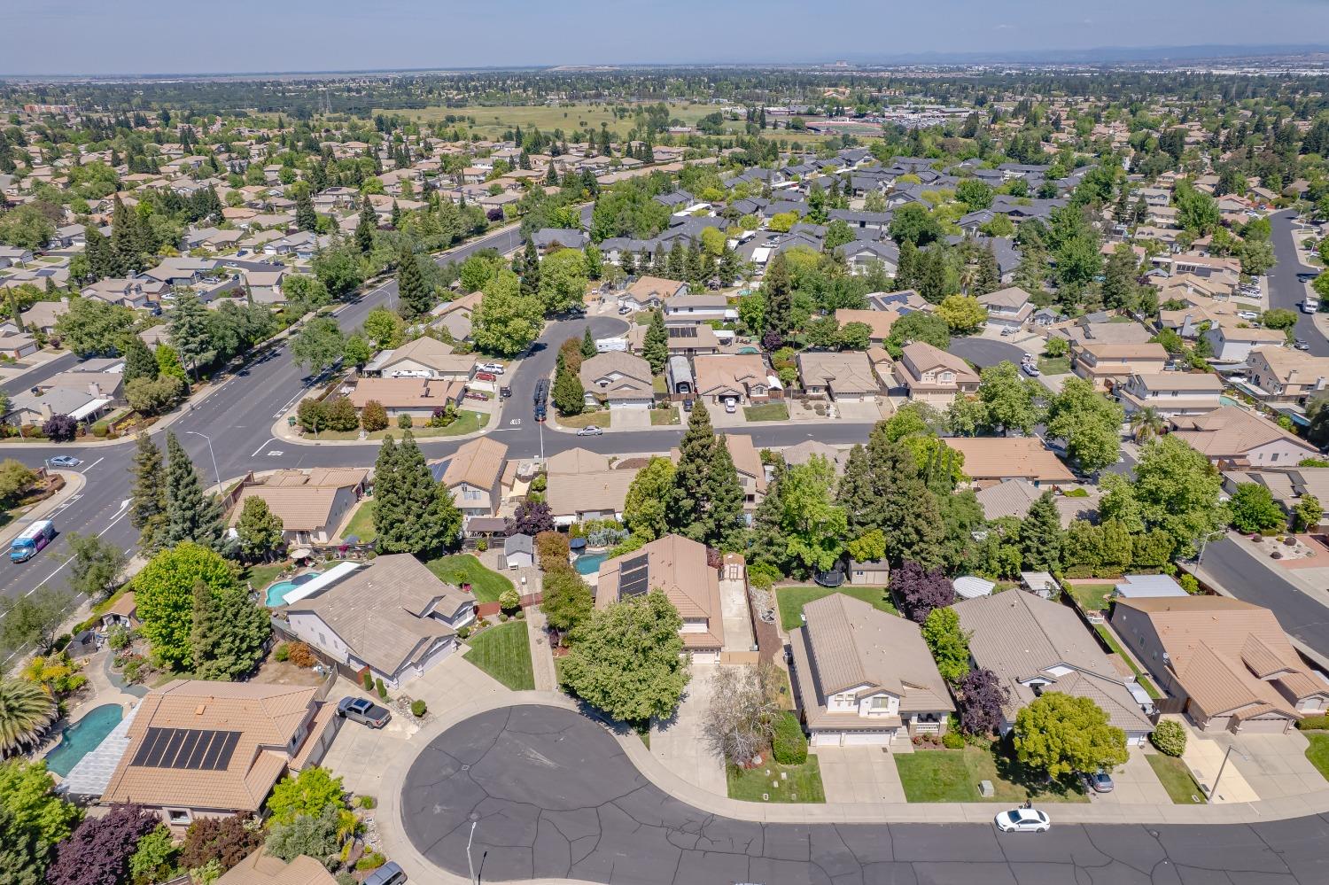 Hadnall Ct, Roseville, California image 49