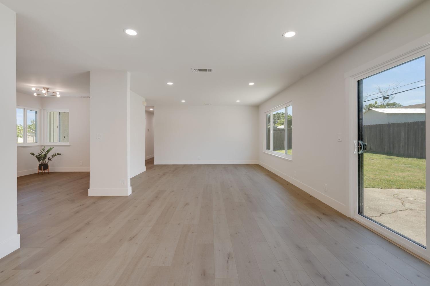 Saybrook Drive, Citrus Heights, California image 17